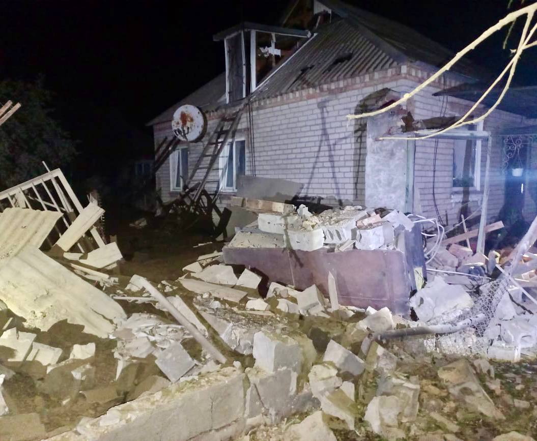 Ворог обстріляв Нікопольський район: постраждали ліцеї, церква та база відпочинку